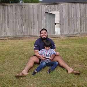 Meet your Posher, Cesar